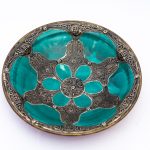 Amazigh Treasures: Handcrafted Moroccan Ceramic Plate
